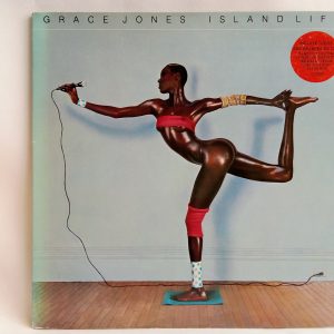 Grace Jones: Island Life, Grace Jones, venta vinilos Online Chile, vinilos Chile, Synth-pop, Reggae-Pop, vinilos de Synth-pop, venta vinilos de Reggae-Pop, Tienda de vinilos Santiago | www.vinitrola.cl