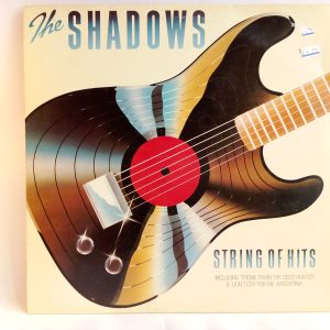The Shadows: String Of Hits, The Shadows, vinilos de The Shadows, Rock & Roll, Pop Rock, vinilos de Rock & Roll, discos de vinilo, vinilos Chile, Vinilos Providencia Santiago Chile, Vinilos Santiago, vinilos online Pop Rock